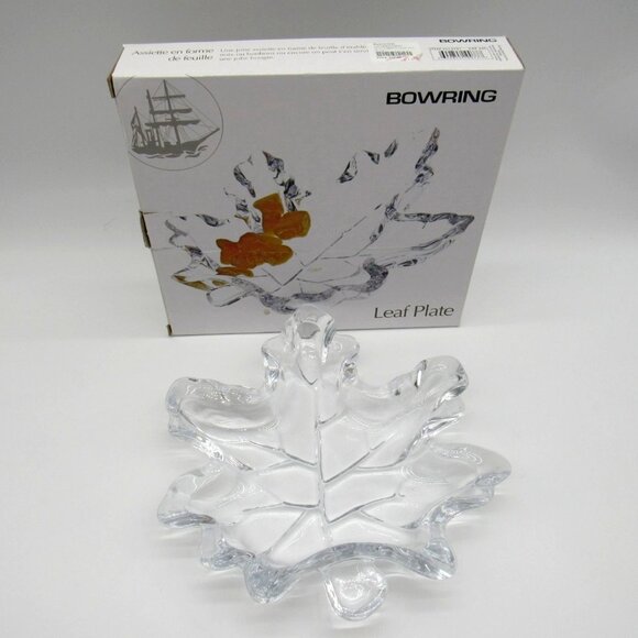 Bowring Maple LEAF Shaped Glass Serving PLATE With Box 9 inches - Picture 2 of 10